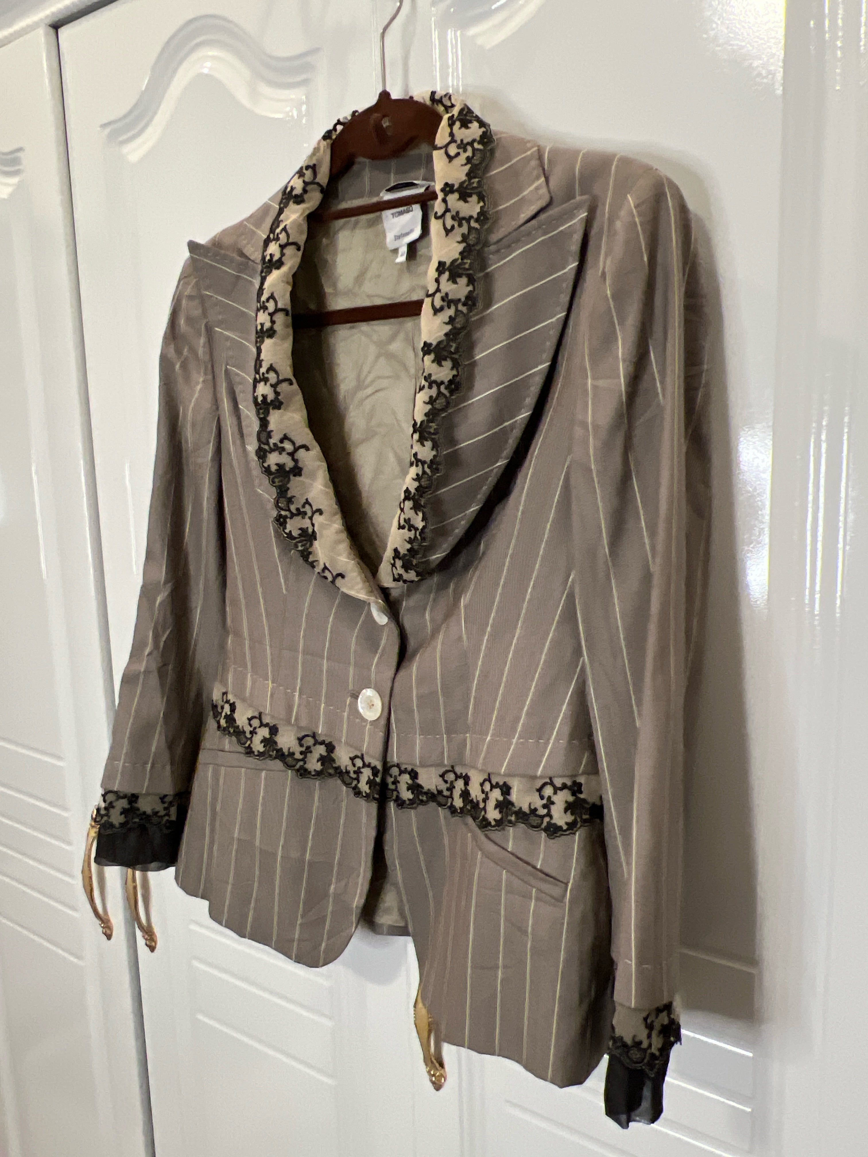 Tomaso Stefanelli Italian Designer Blazer | Size IT 44 / US 10 | Elegant Pinstripe Jacket with Lace Details